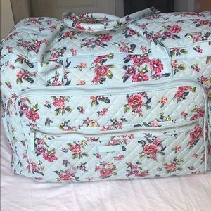 Vera Bradley Grand Weekender